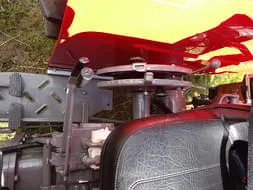 Massey-Ferguson 135 Bild 7